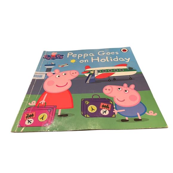 Peppa Pig Set of 9 Paperback Books Ladybird Books - Picture 9 of 12